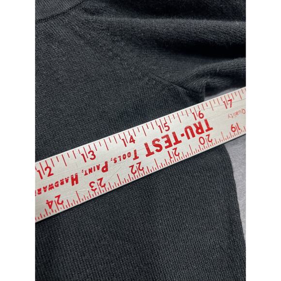 Lilly Pulitzer Alira Off Shoulders Elegant Sweater Black Womens Size M - Picture 12 of 12